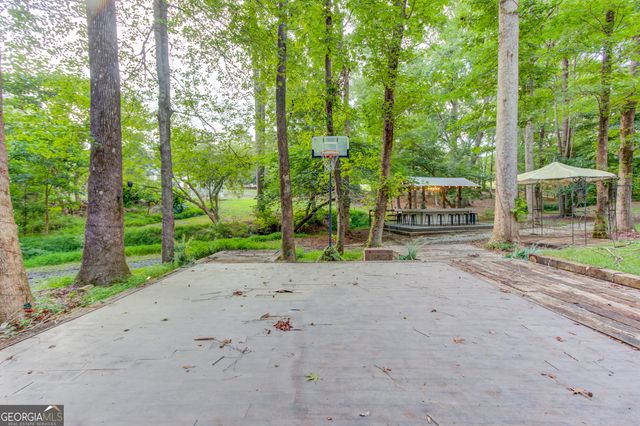 8401 Norris Lake Way, Snellville, GA 30039