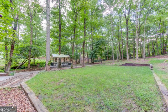 8401 Norris Lake Way, Snellville, GA 30039