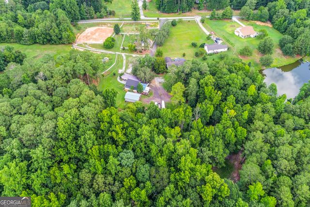 8401 Norris Lake Way, Snellville, GA 30039