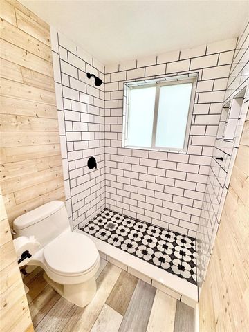2110 NE 39TH Street 2A, Fort Lauderdale, FL 33308