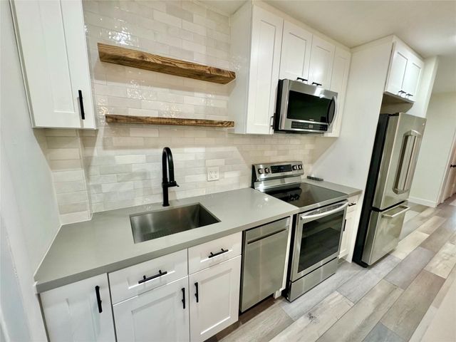 2110 NE 39TH Street 2A, Fort Lauderdale, FL 33308