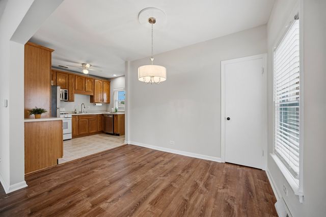 22 55th Street, Downers Grove, IL 60515
