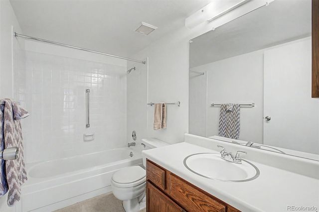 13992 E Marina Drive E 505, Aurora, CO 80014