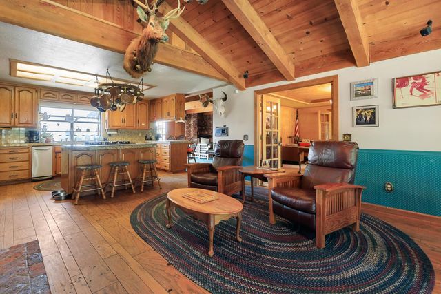 22050 E Buena Vista Rd, Clements, CA 95227