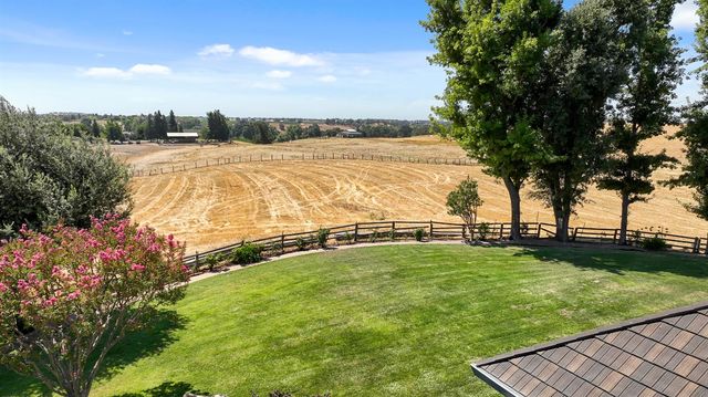 22050 E Buena Vista Rd, Clements, CA 95227