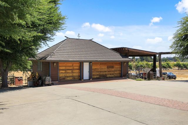 22050 E Buena Vista Rd, Clements, CA 95227