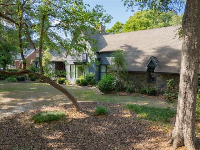 1296 South River Oaks Drive, Blackshear, GA 31516