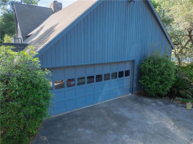 1296 South River Oaks Drive, Blackshear, GA 31516
