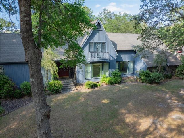 1296 South River Oaks Drive, Blackshear, GA 31516