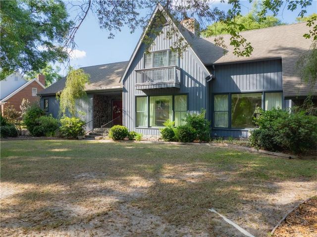 1296 South River Oaks Drive, Blackshear, GA 31516
