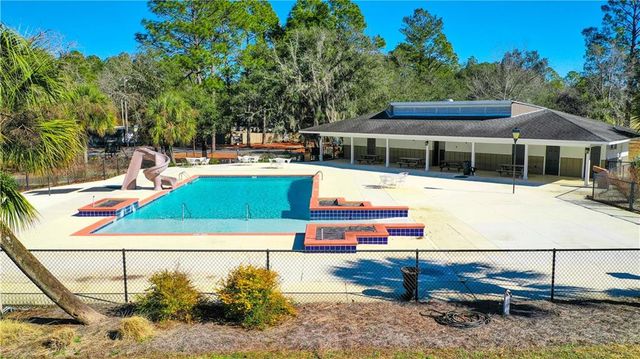 1296 South River Oaks Drive, Blackshear, GA 31516