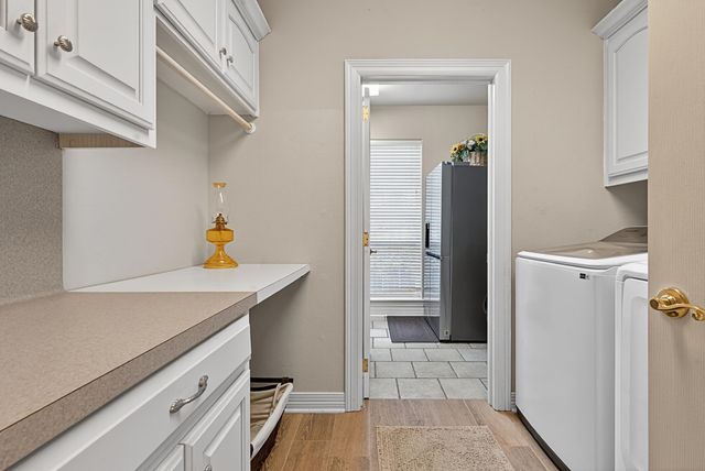 495 Honeysuckle Ln, Hallsville, TX 75605