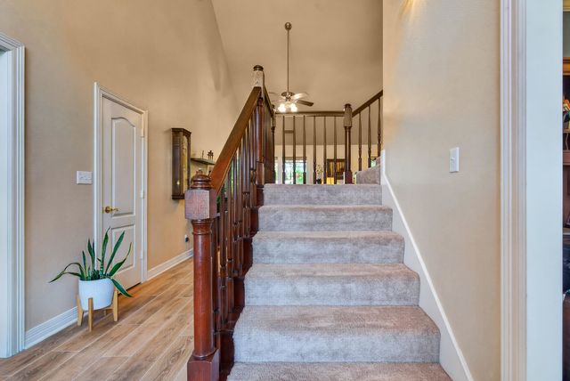 495 Honeysuckle Ln, Hallsville, TX 75605
