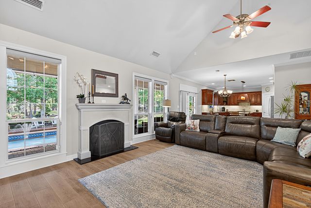 495 Honeysuckle Ln, Hallsville, TX 75605