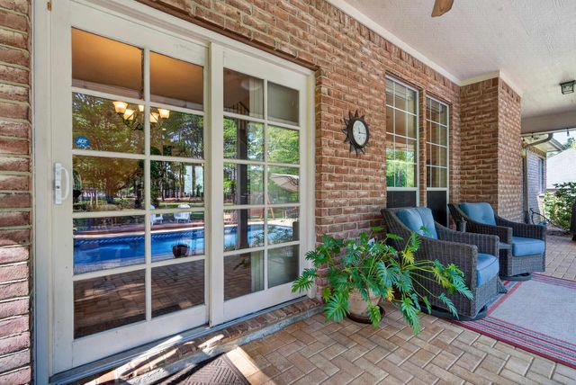 495 Honeysuckle Ln, Hallsville, TX 75605