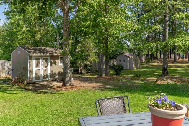 495 Honeysuckle Ln, Hallsville, TX 75605