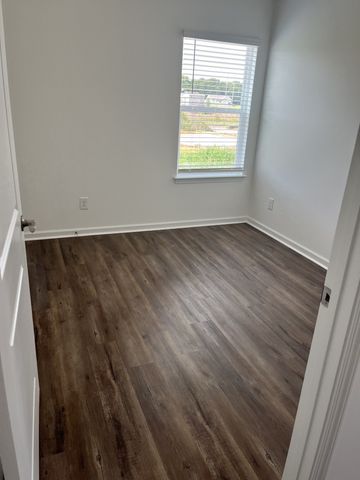 2213 Zeva Circle, Columbia, TN 38401