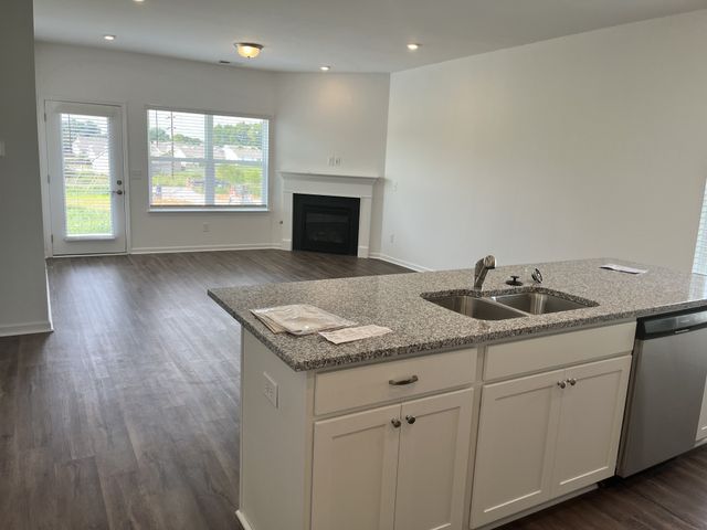 2213 Zeva Circle, Columbia, TN 38401