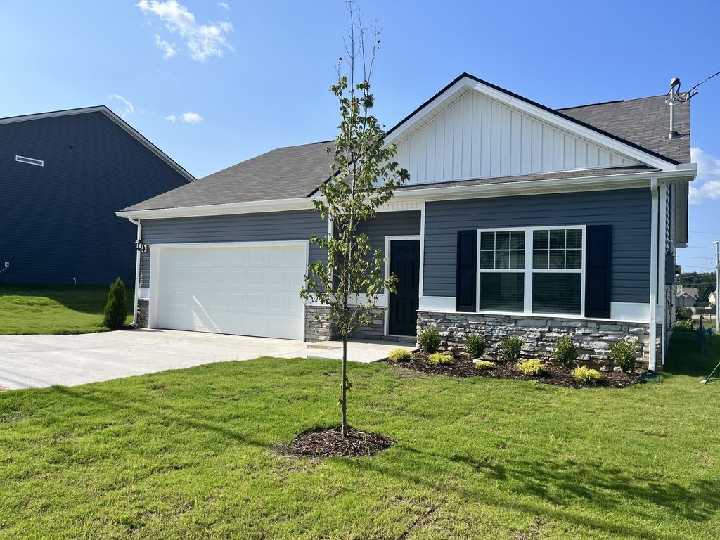 2213 Zeva Circle, Columbia, TN 38401