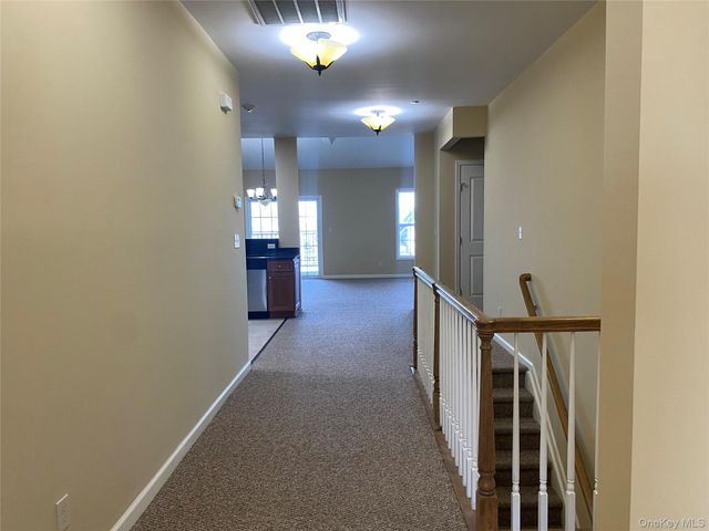3 Nicole, Copiague, NY 11726