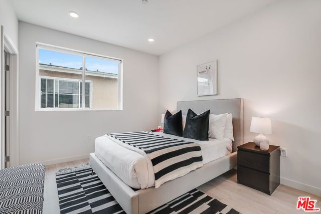 1021 S Shenandoah Street 501, Los Angeles, CA 90035