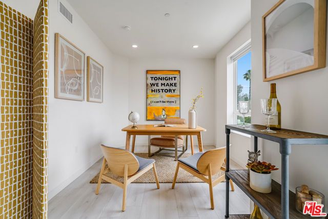 1021 S Shenandoah Street 501, Los Angeles, CA 90035