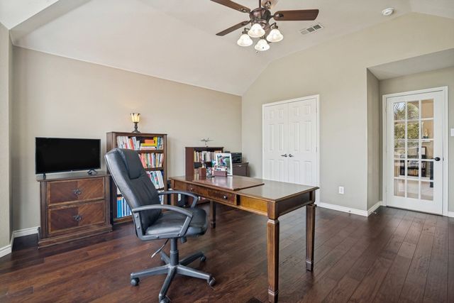 302 Highland Valley Court, Wylie, TX 75098