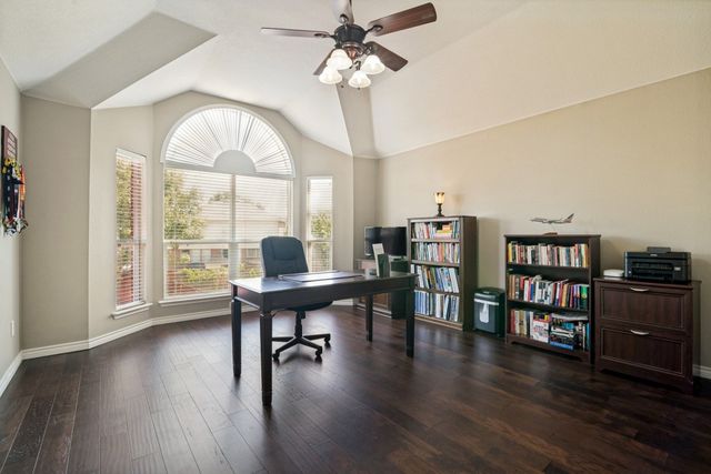 302 Highland Valley Court, Wylie, TX 75098