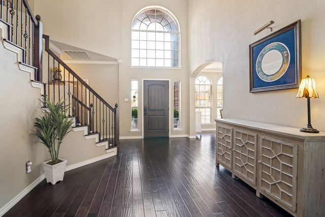 302 Highland Valley Court, Wylie, TX 75098