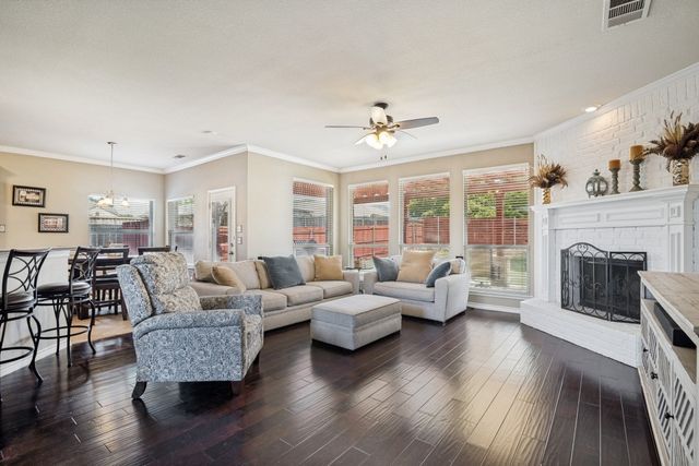 302 Highland Valley Court, Wylie, TX 75098