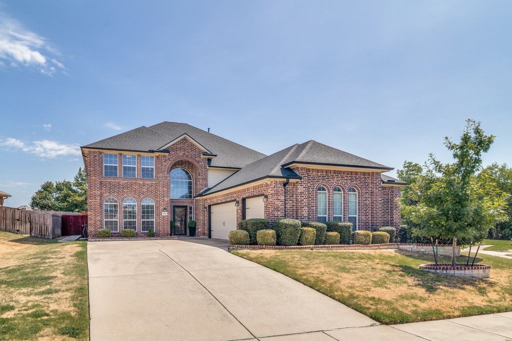 302 Highland Valley Court, Wylie, TX 75098