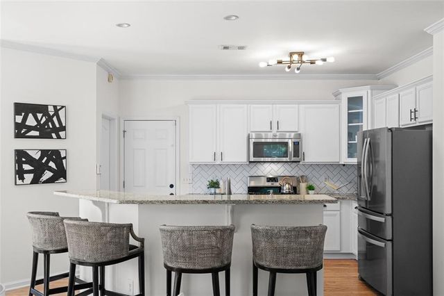 1862 Hillside Bend Crossing, Lawrenceville, GA 30043