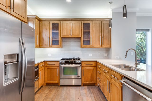 6333 Richmond Avenue A, Dallas, TX 75214