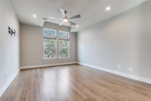 6333 Richmond Avenue A, Dallas, TX 75214