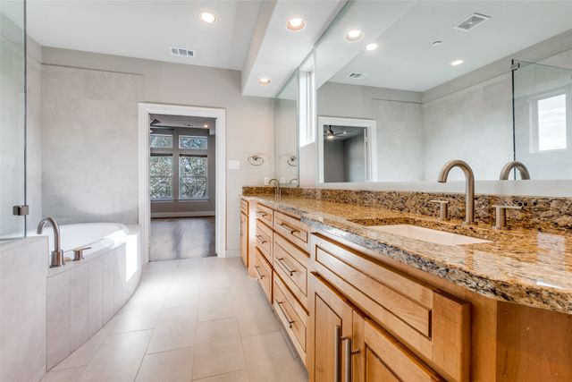 6333 Richmond Avenue A, Dallas, TX 75214