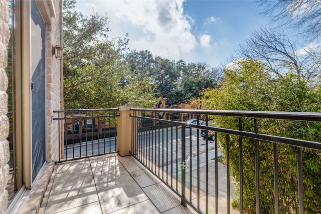 6333 Richmond Avenue A, Dallas, TX 75214