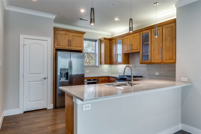 6333 Richmond Avenue A, Dallas, TX 75214