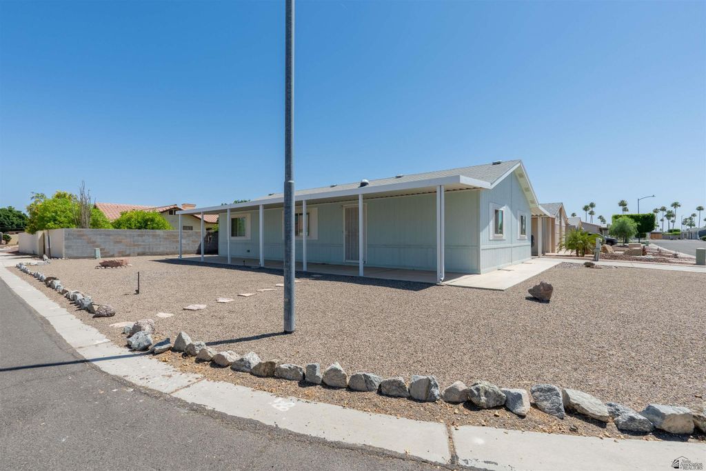 980 W 36 Ln, Yuma, AZ 85365