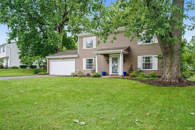 1343 Riding Mall Drive, South Bend, IN 46614