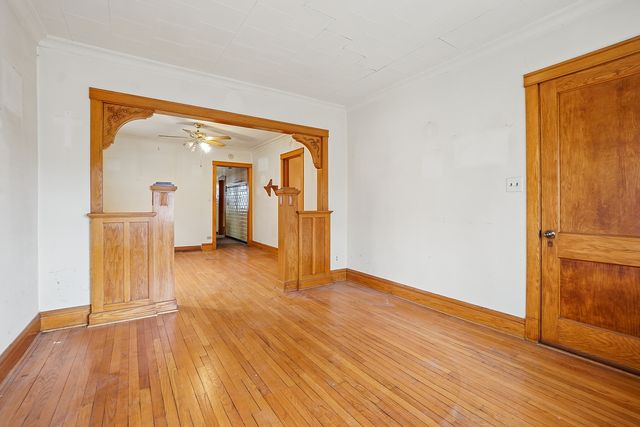 1832 Elmwood Avenue, Berwyn, IL 60402