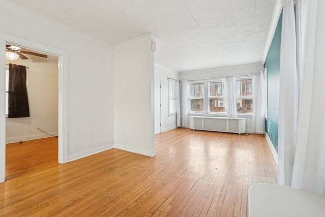 1832 Elmwood Avenue, Berwyn, IL 60402