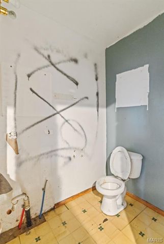 4119 Oakwood Avenue, Pine Lawn, MO 63121