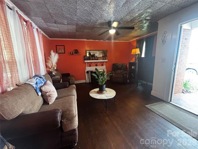 103 Silver Creek Road, Morganton, NC 28655