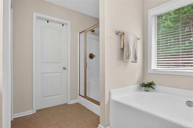 74 Cleburne Place, Acworth, GA 30101