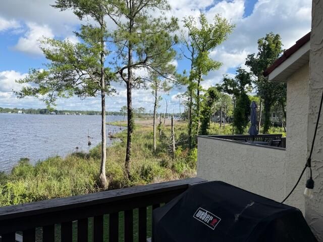 30 Marina Cove Drive, Niceville, FL 32578