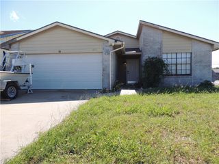 825 Mariana Dr, Corpus Christi, TX 78418