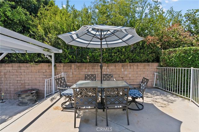 18012 Raymer, Northridge, CA 91325