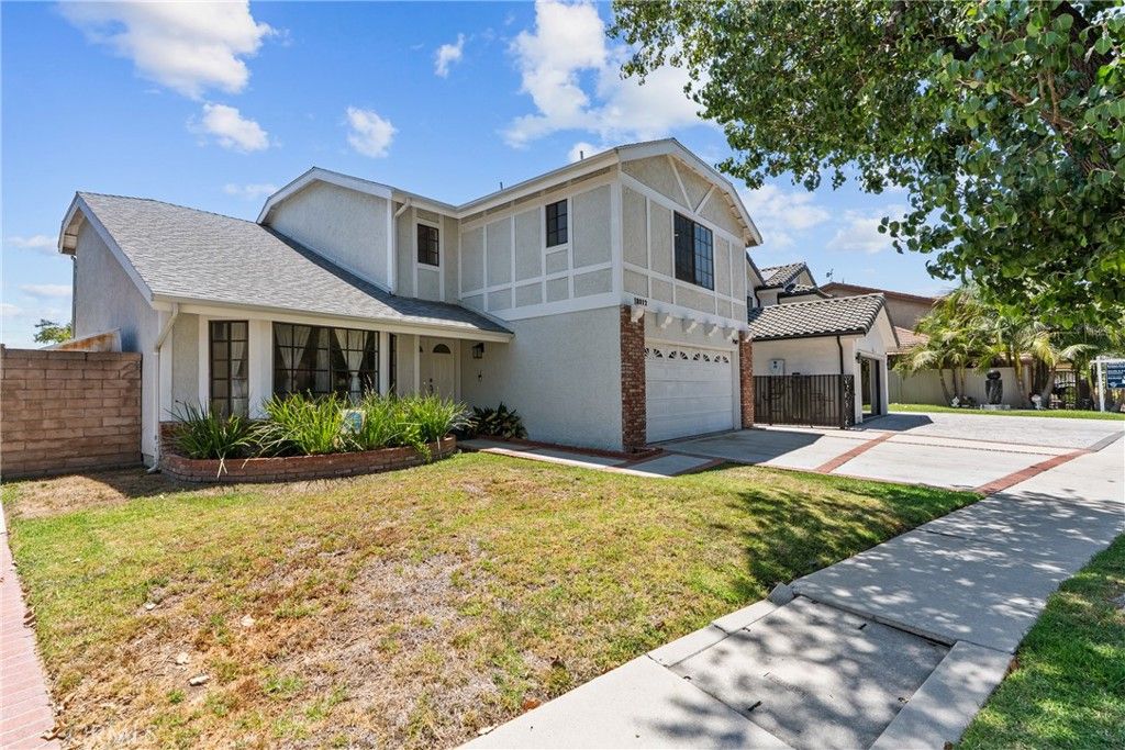 18012 Raymer, Northridge, CA 91325