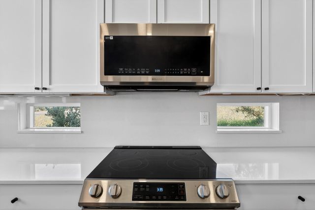 100 W Up There, Horseshoe Bay, TX 78657