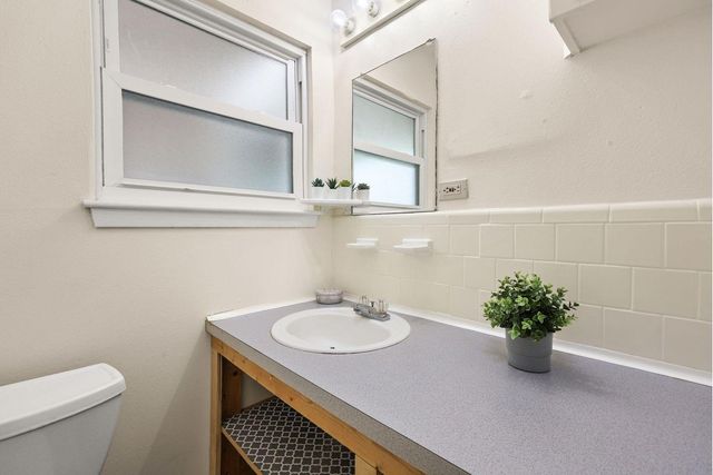 3805 Meadowlake Road, Pasadena, TX 77503